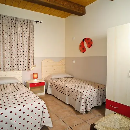 La Casetta Di Chiara Kır Evi Cannara